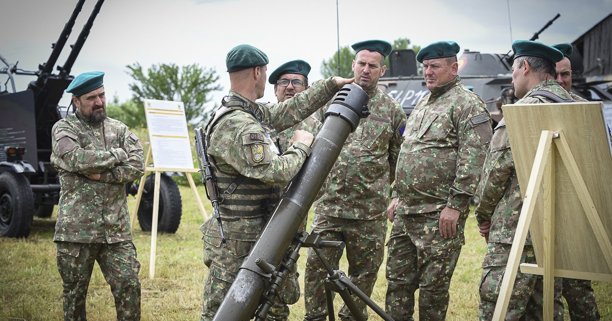 Fegyelmezett tartalékosok a zsögödi lőtéren